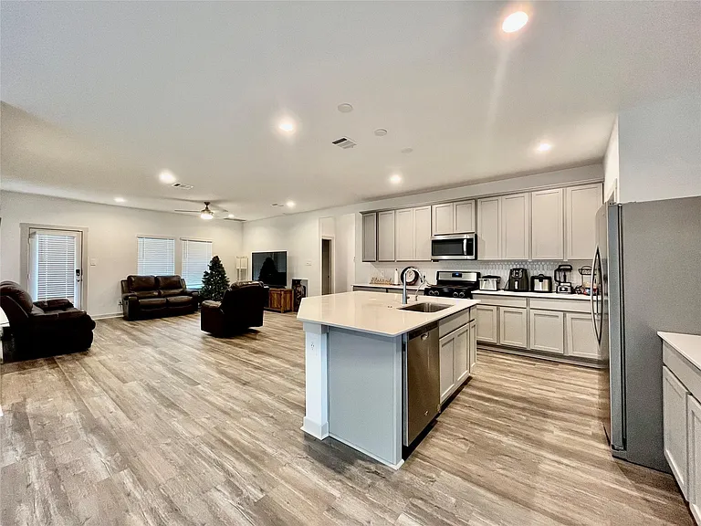 3563 Finn Landing Ln — Photo 9