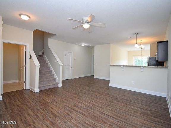 2nd image of 2208 Chavis Dr #B