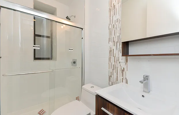 Rented by Clove Realty LLC | media 27