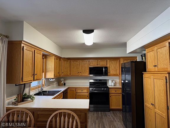 2nd image of 4748 Rush Lake Rd