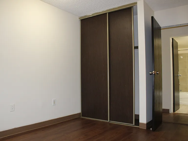 615 Confederation Dr — Photo 19