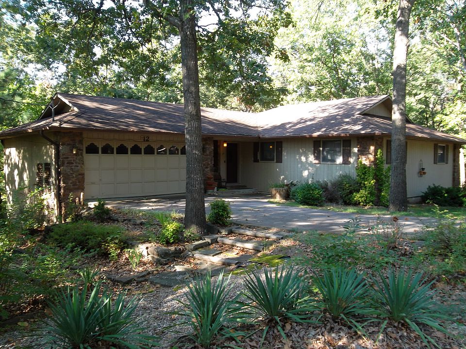 1st image of 12 Abingdon Ln