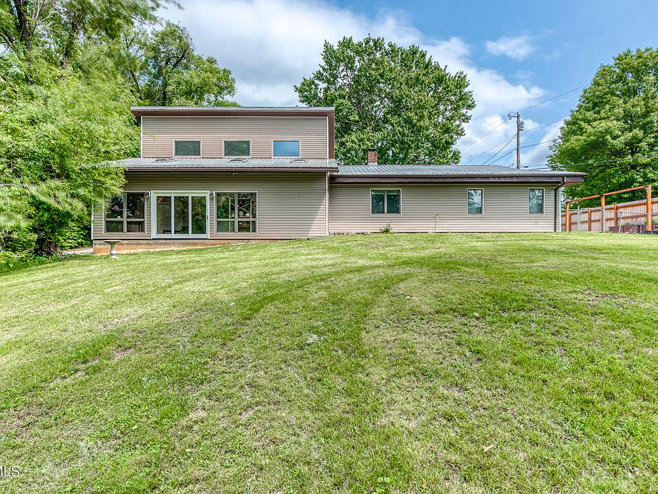 1st image of 255 Holly Mountain Ln