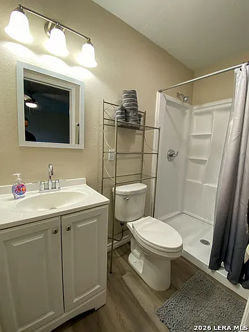 107 W Jewell St #B — Photo 13