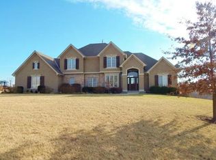 12415 NE 117th St, Kearney, MO 64060