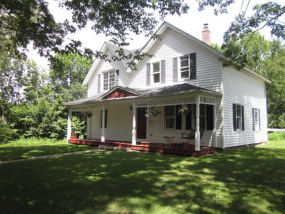 2nd image of 305 Church St
