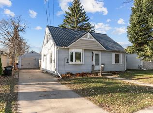 325 S Lee St, Appleton, WI 54915