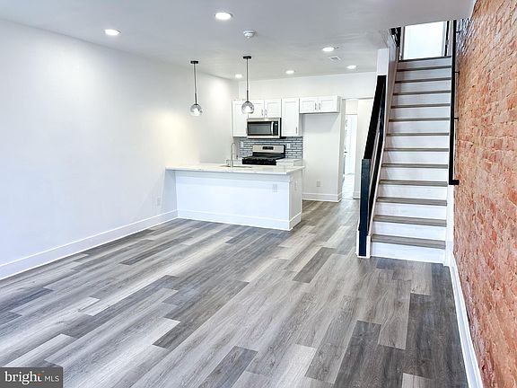 5th image of 3842 Melon St