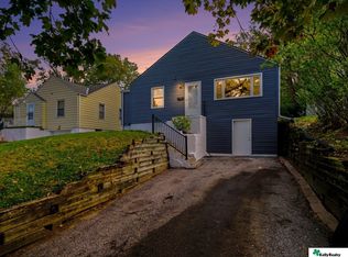 7011 N 33rd St, Omaha, NE 68112