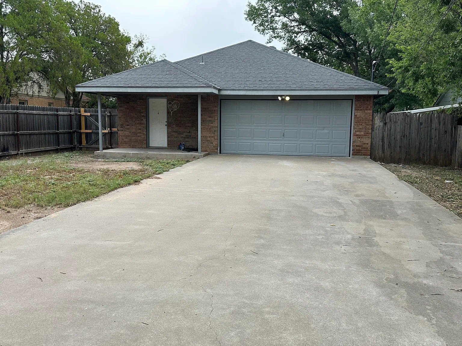 3 bed, 1398 sqft, $2,695 — Photo 3