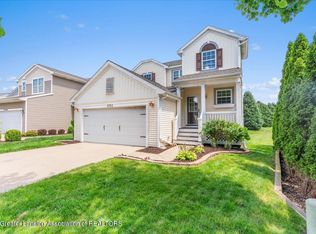 6763 Castleton Dr, Grand Ledge, MI 48837