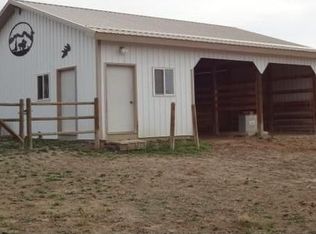 211 Upper Flat Rd, Columbus, MT 59019