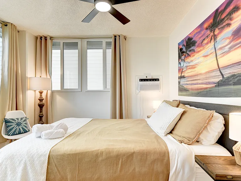 2355 Ala Wai Blvd #508 — Photo 18