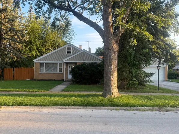 10806 S Komensky Ave, Oak Lawn, IL 60453