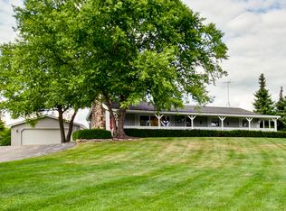 1203 Berwyn St, Spring Grove, IL 60081