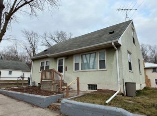 580 Cypress St, Saint Paul, MN 55106