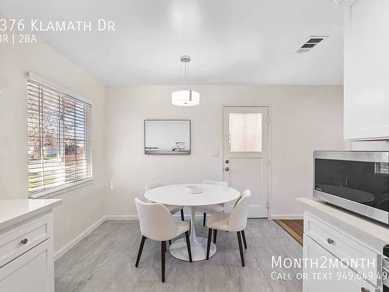 1376 Klamath Dr — Photo 7