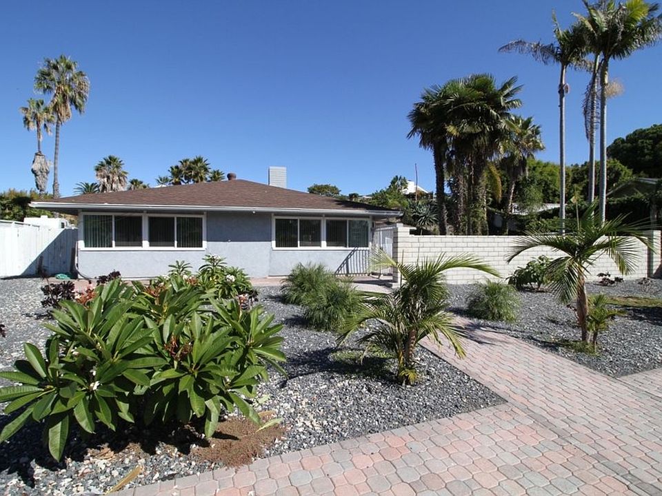 2nd image of 3318 Avenida De Loyola
