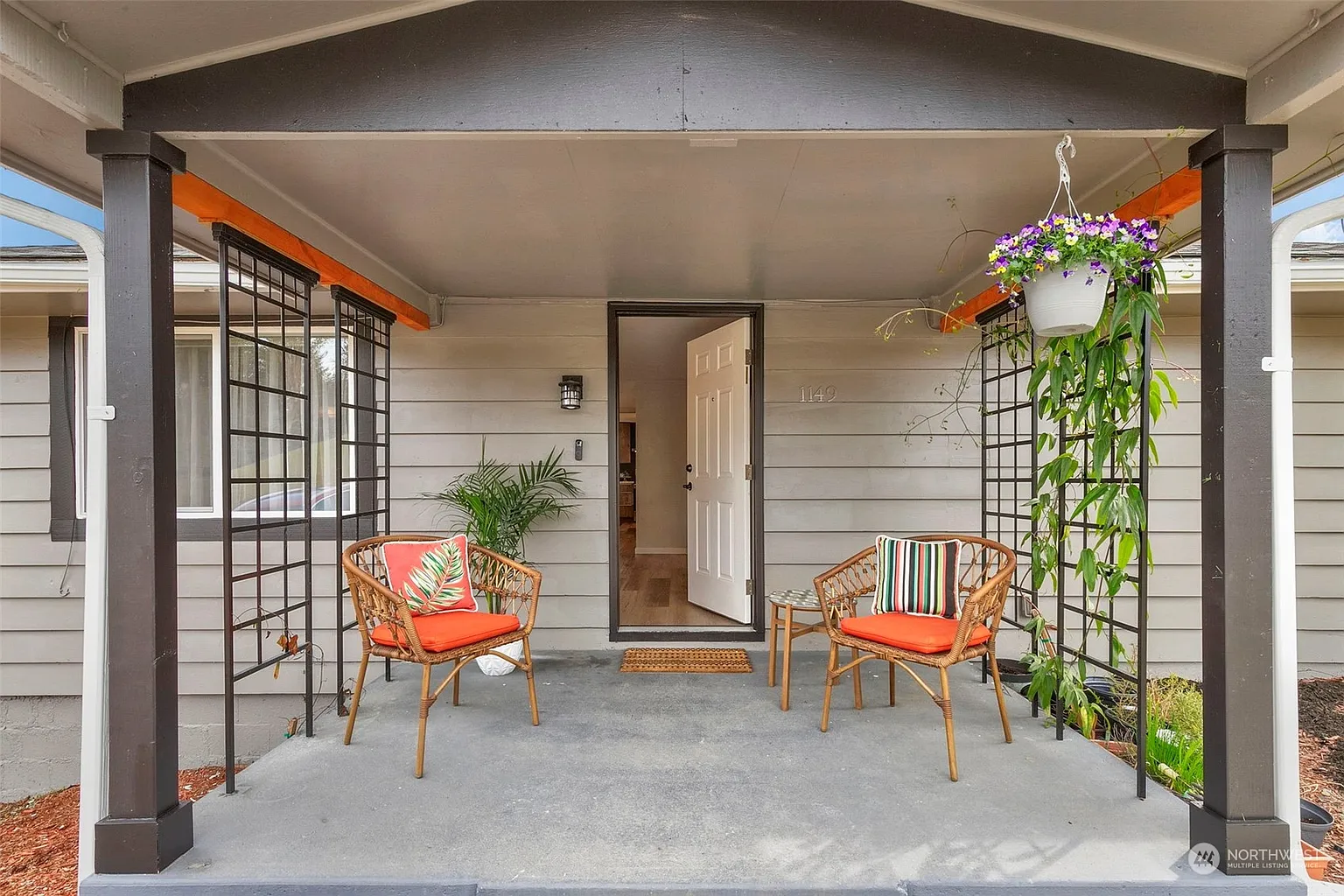 1149 Sherman Avenue photo 1