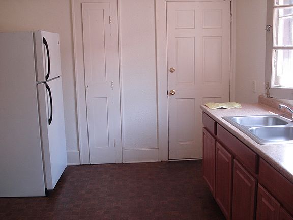 5th image of 206 Arno St NE #1-3