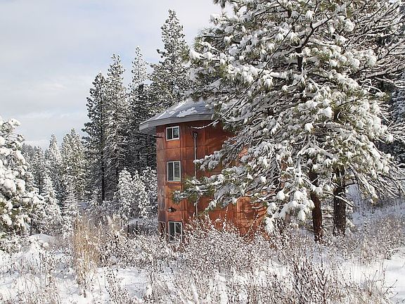 Cabin from road in winter