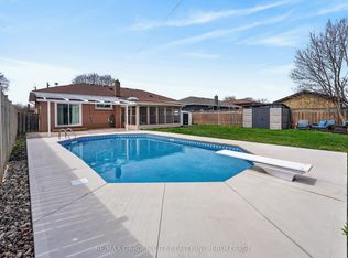77 Balmoral Ave, Welland, ON L3B 1S5