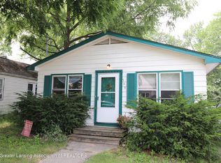 569 N Hagadorn Rd, East Lansing, MI 48823