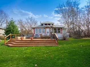 201 Zelinger Ln, Antioch, IL 60002