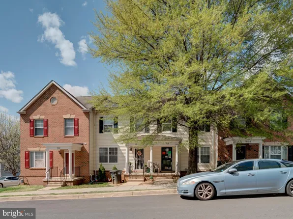 906 Blakney Ln SE, Washington, DC 20032