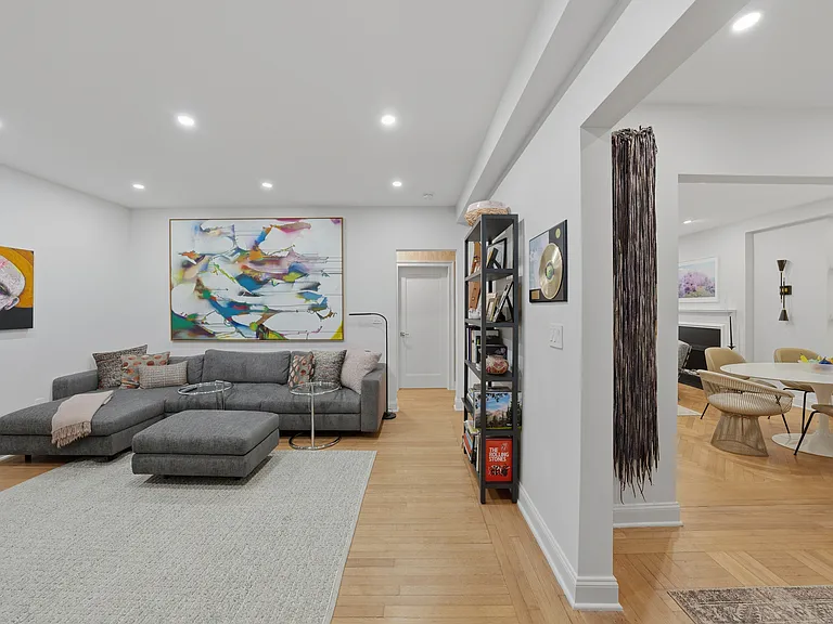 50 E 72nd St #10B — Photo 6