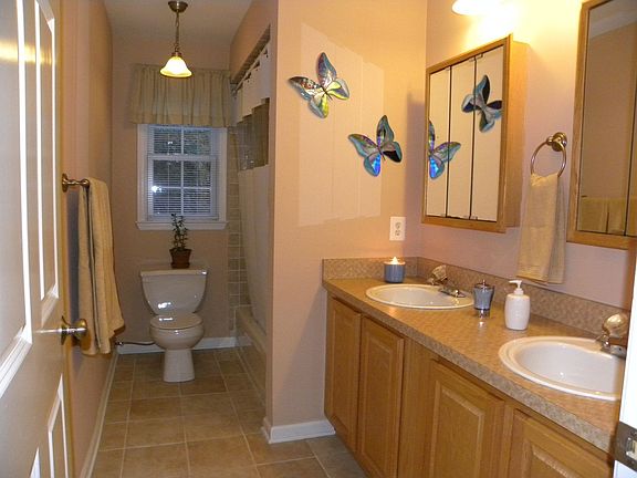 Main Bath on 1st Fl. with double vanity sinks