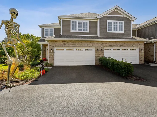 12420 Lacey Dr, Lemont, IL 60439