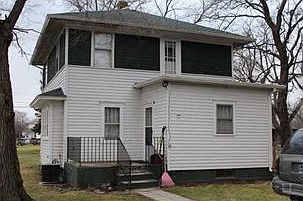 2nd image of 2102 N Olive St