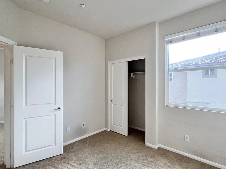 2674 Rawhide Ln — Photo 28