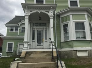 30 Crescent St APT 3, Wakefield, MA 01880