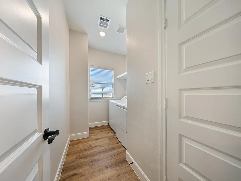 2019 Olivos St — Photo 18