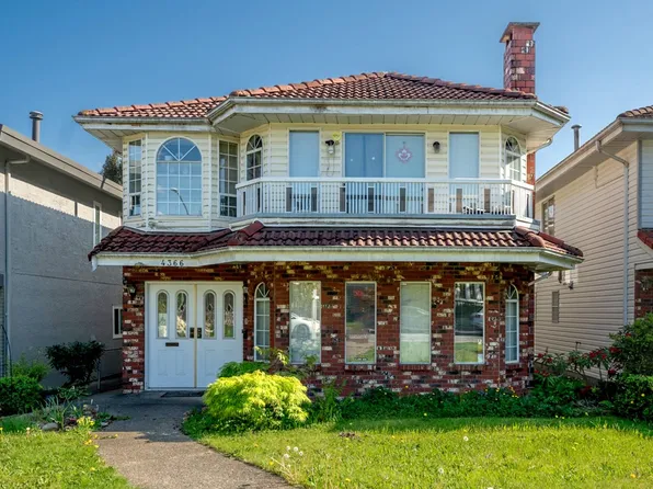 4366 Venables St, Burnaby, BC V5C 3A2