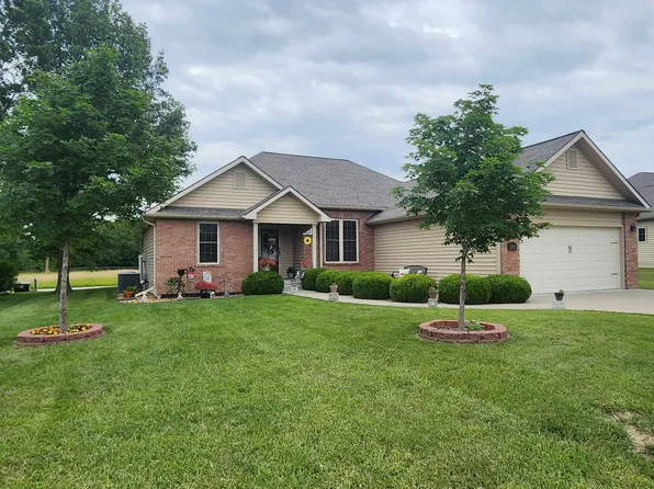 1002 S R&k Dr, Clinton, MO 64735