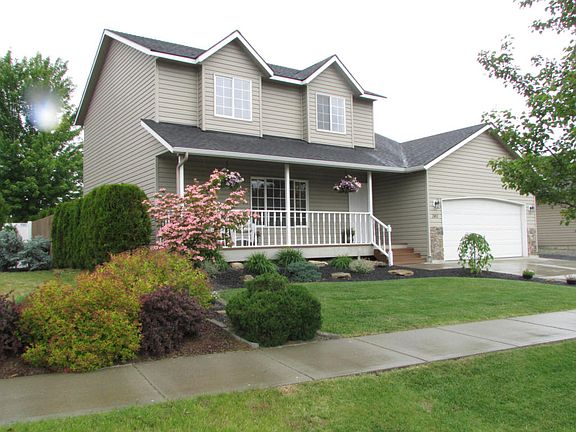 2nd image of 2411 N Mackenzie Dr