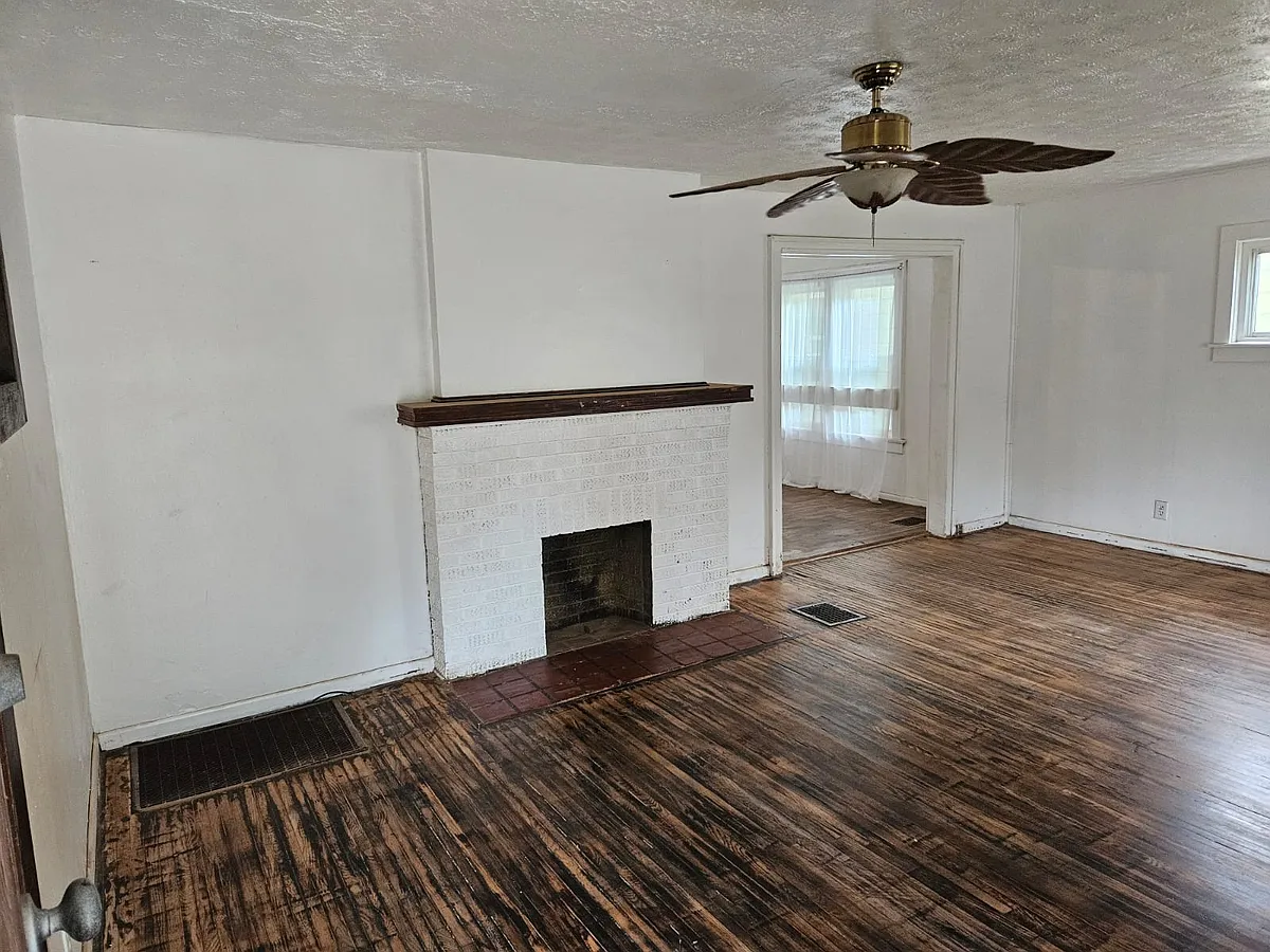 Building Photo - 278 S Terrace Ave