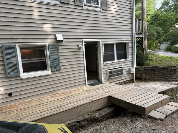 (undisclosed Address), Black Mountain, NC 28711