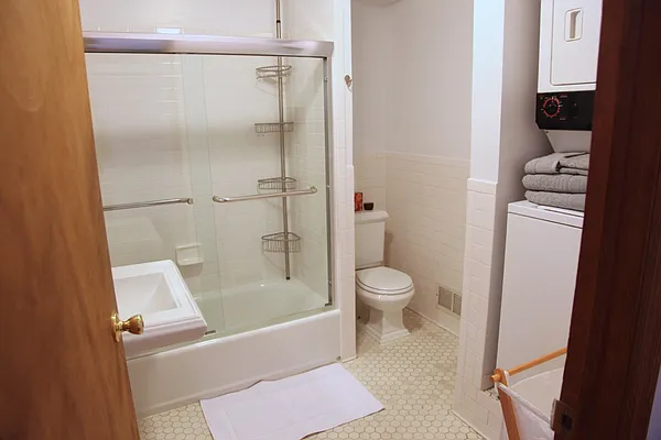 Rented by Halstead Real Estate | media 14