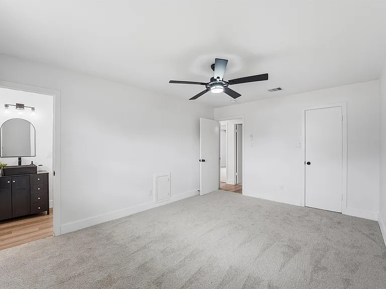 3714 Brookmeade Dr — Photo 12