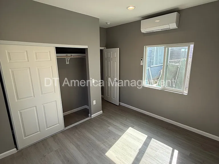 5480 Timothy Dr — Photo 10