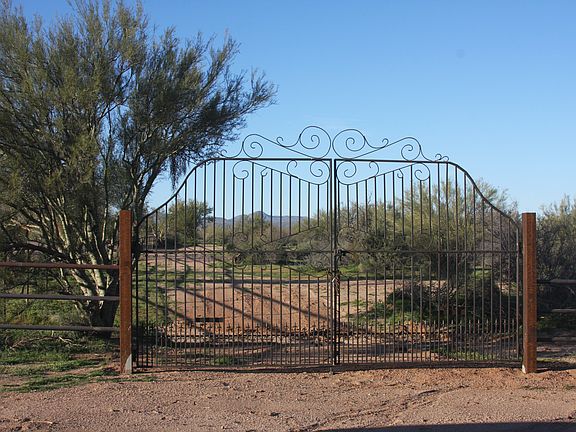 5th image of 15xxx E. Dixileta Dr.