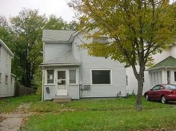 543 Buffalo St, Conneaut, OH 44030