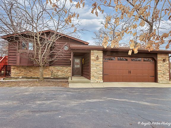 2nd image of 36444 N Eastmoor Ave
