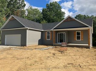 4122 Burgett Rd, Canfield, OH 44406