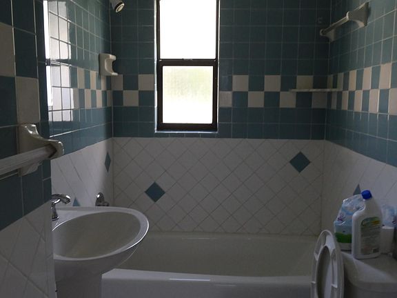 3rd image of 8703 Tupelo Dr