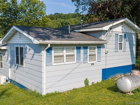 3rd image of 25384 Blue Waters Rd